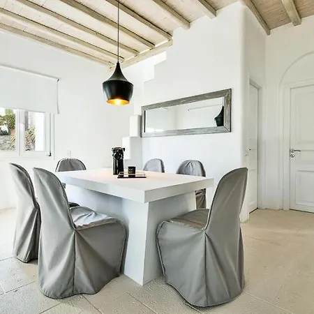 Heart Villa Mykonos Villa *